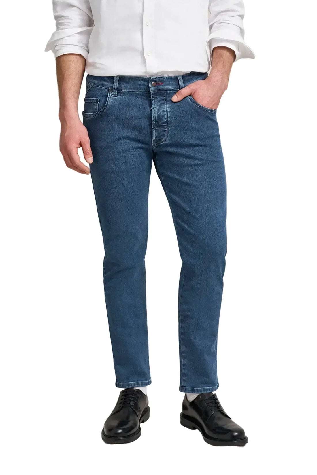 Bugatti Modern Fit Stretch Jeans for jeans and trouser fit guide
