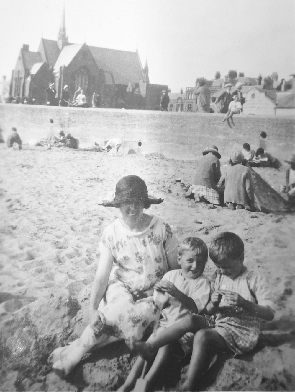 Jessie with George and his younger brother Drew.