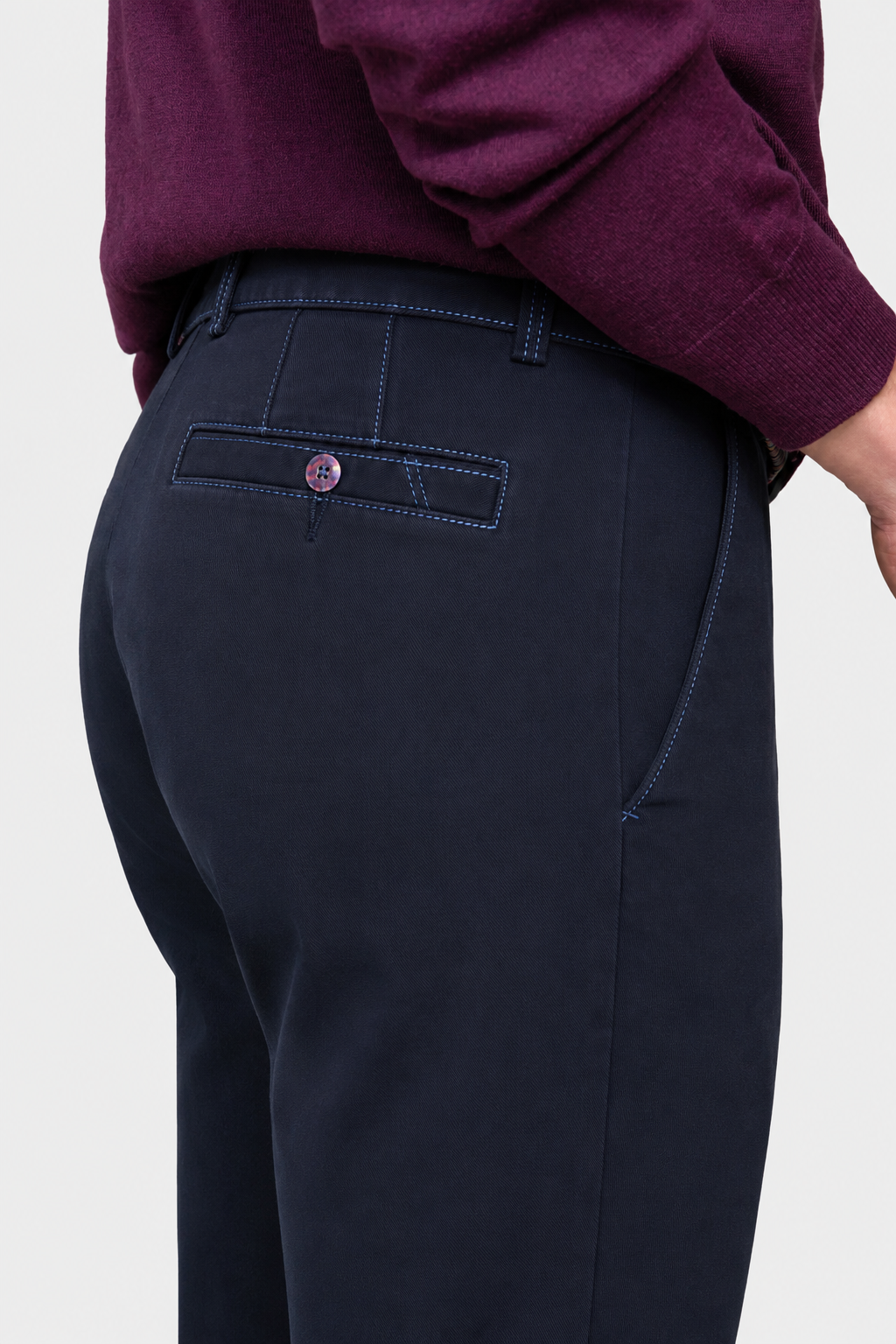 Meyer New York 3615/19 navy winter twill chinos – rear pocket and contrast stitching detail