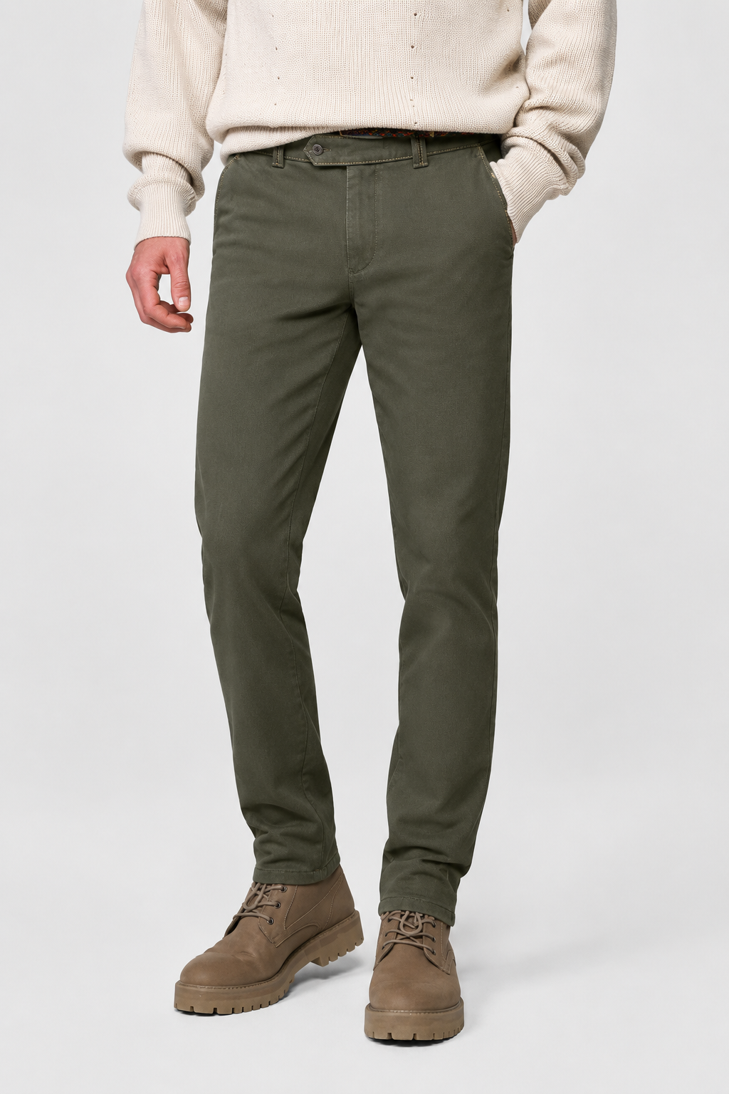 Meyer New York 3615/29 green winter twill chinos – front fit and pocket detail