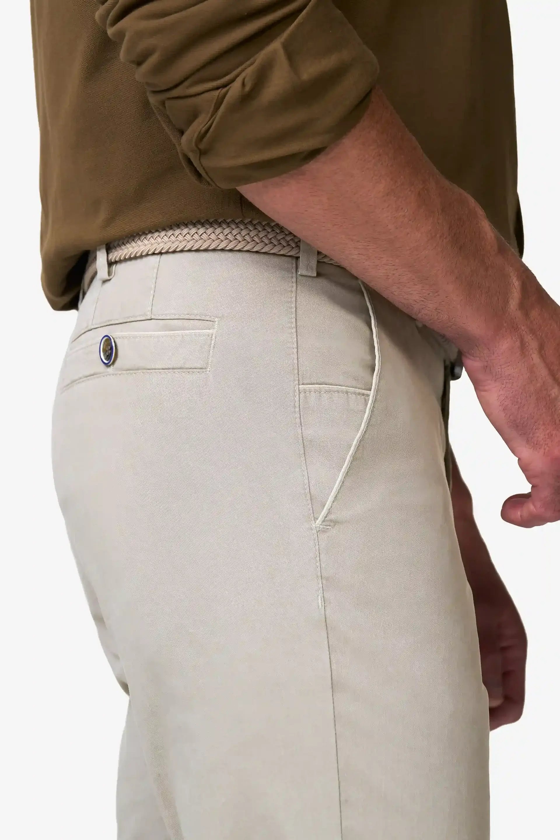 Meyer New York Chino – Stone – Detail View