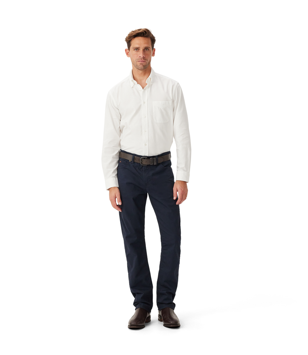 R.M.Williams Ramco 5 Pocket stretch twill in Navy – full-length model view