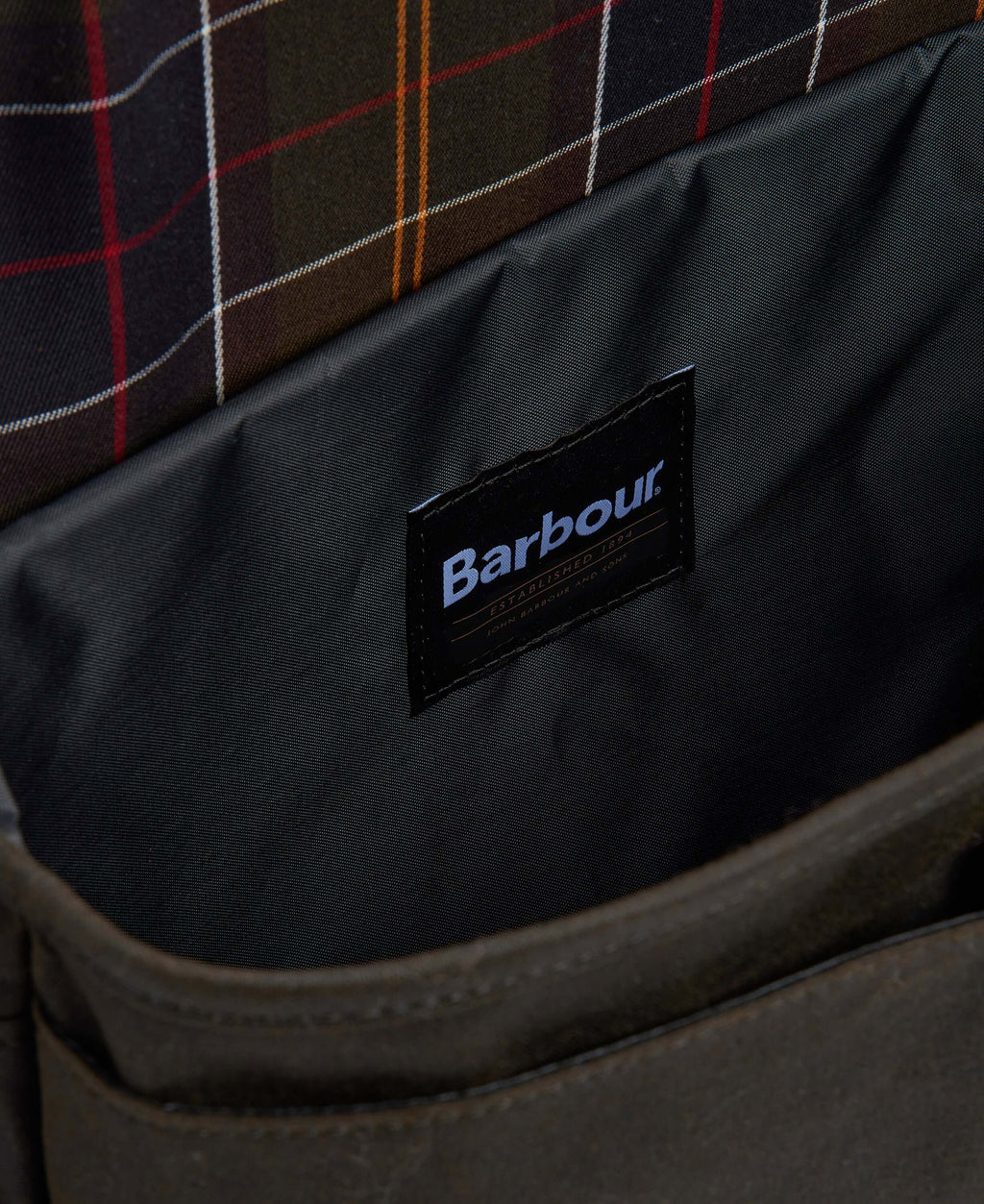 Barbour - Field Wax Messenger - Colour: Dark Olive