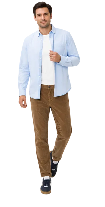Brax Cadiz 7-1833 corduroy trousers in Nougat – model front view