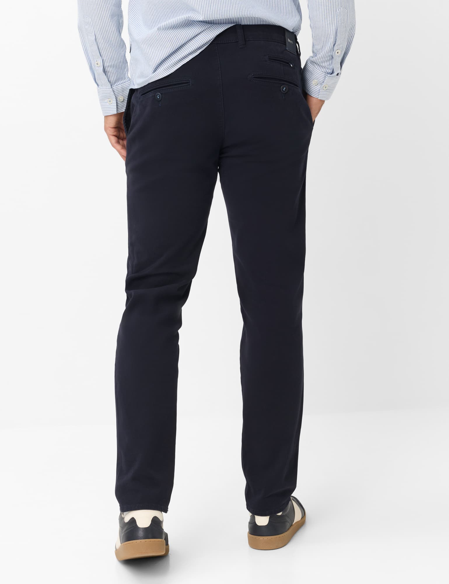 Brax Fabio IN 7-1153 chinos in Navy – back model view