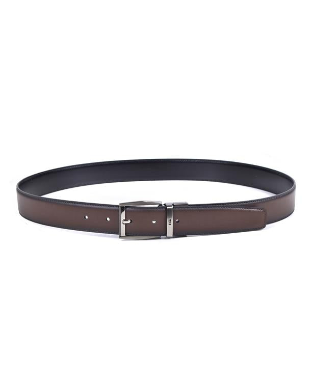 Miguel Bellido reversible leather belt buckle and strap detail
