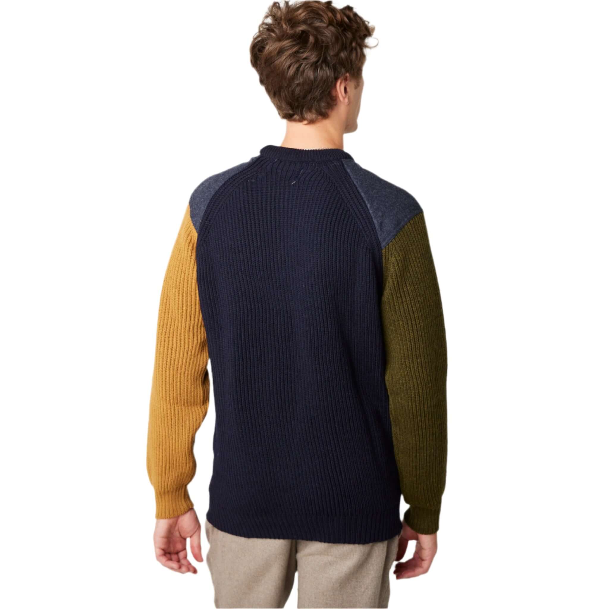 Peregrine - Thomas Funky Jumper - Size: Medium