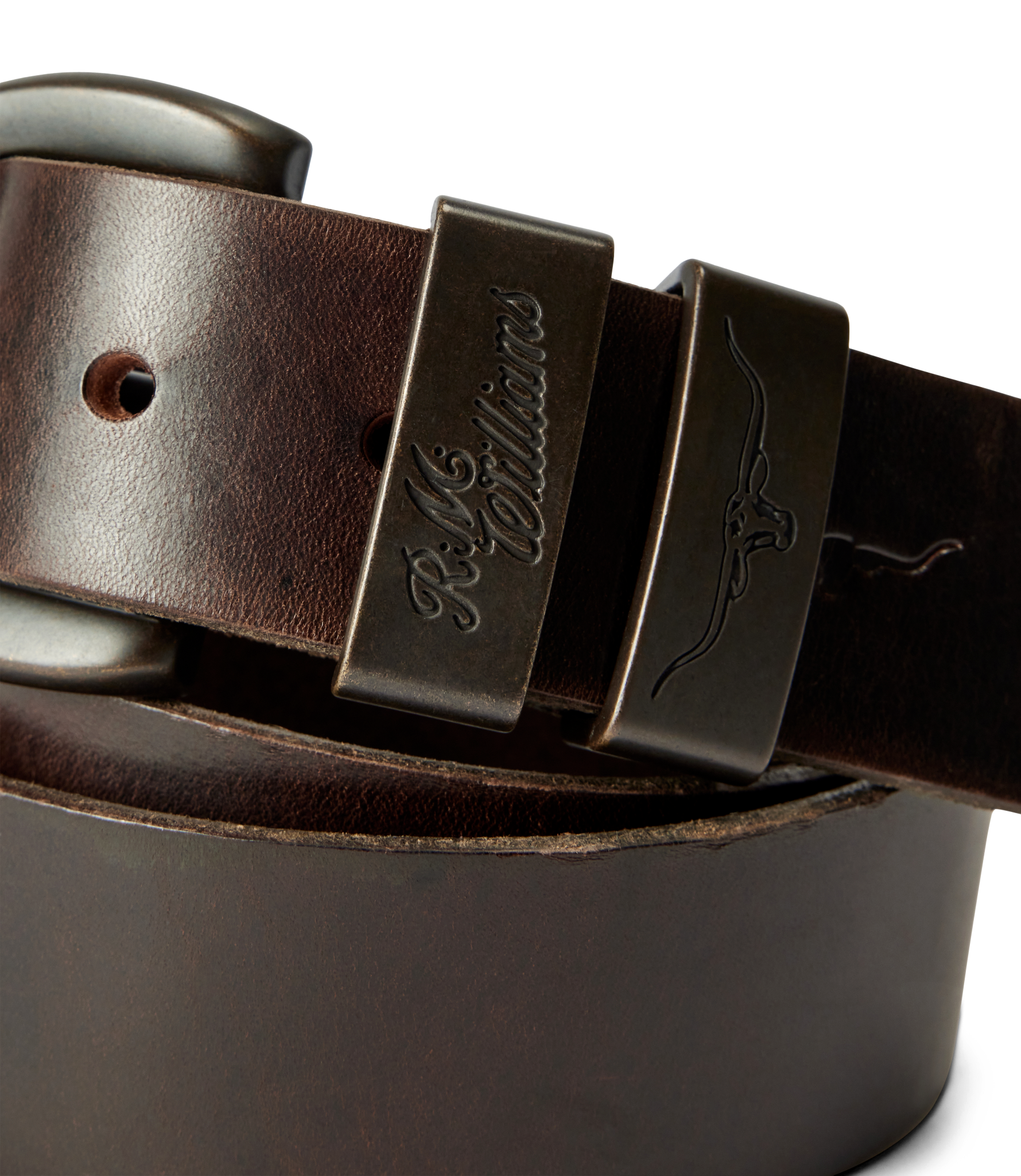 R.M.Williams Drover leather belt in Walnut – buckle and double-keeper detail