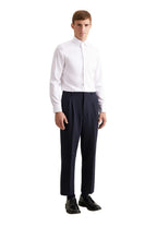 Seidensticker Slim Fit white twill business shirt – side view