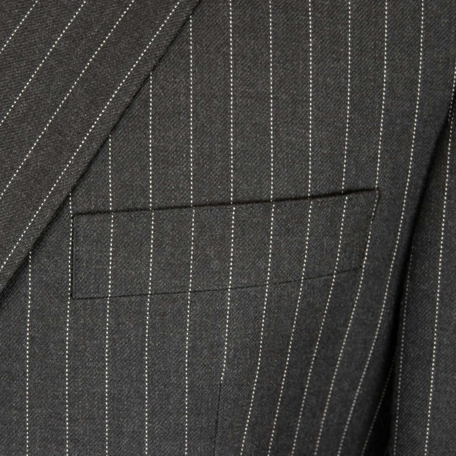 Livingston - 2 Piece Suit - 560 Block - Size: 38"