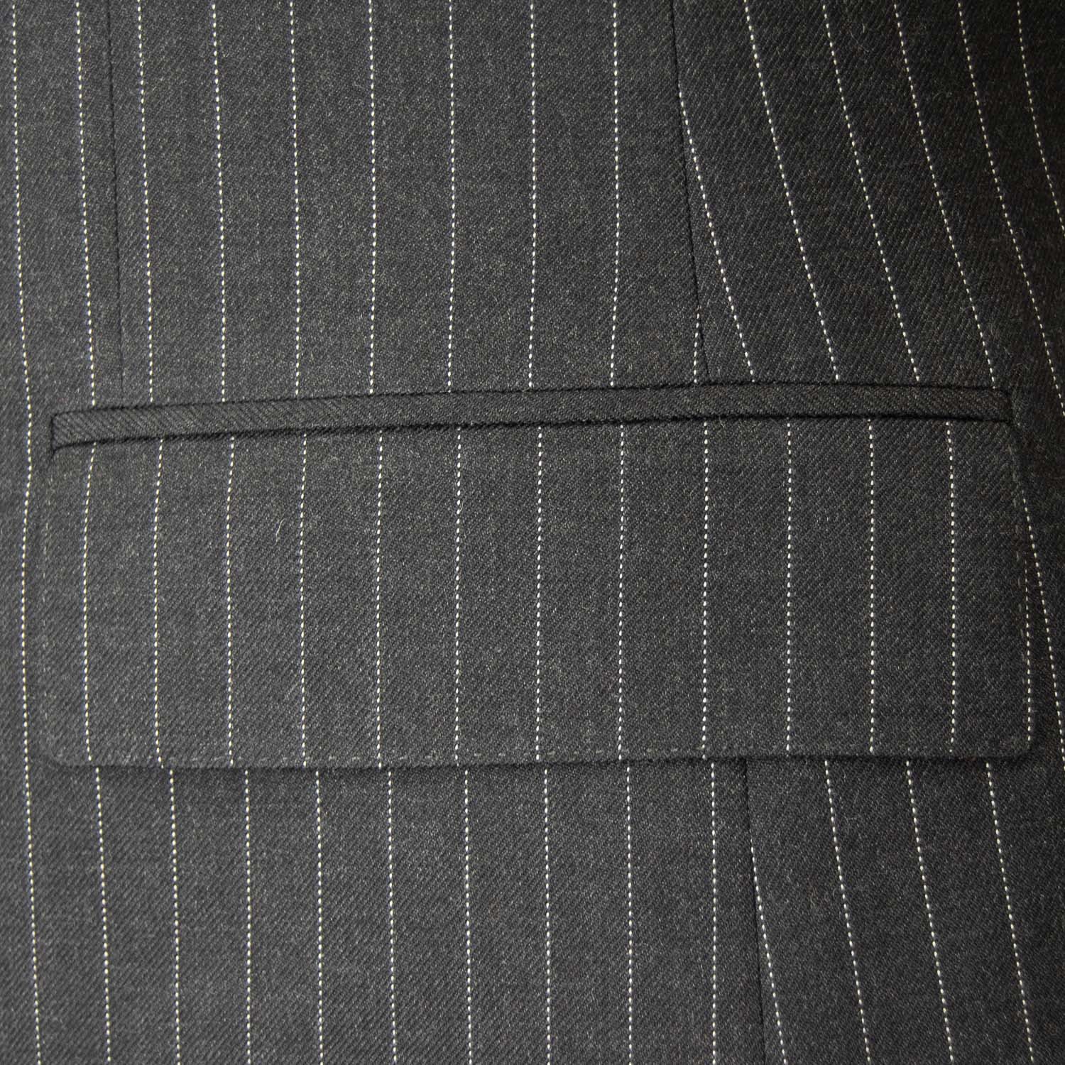 Livingston - 2 Piece Suit - 560 Block - Size: 38"